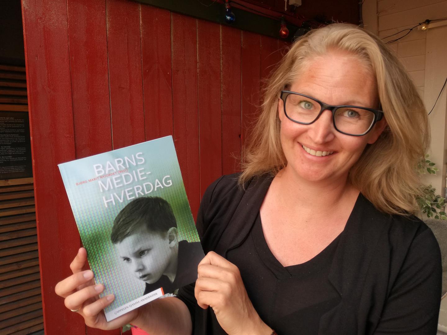 Boken Barns mediehverdag er et resultat av arbeidet i den NLA-baserte forskergruppa «Barn, medier og livssyn». Bjørg M. Nyjordet (red.) står bak boken sammen med bidragsytere fra NLA i Kristiansand og NLA på Breistein: Margun Serigstad Dahle, Ingvild Thu Kro, Nina Skråmestø Nesheim, Trude Kyrkjebø og Per Ivar Kjærgård.